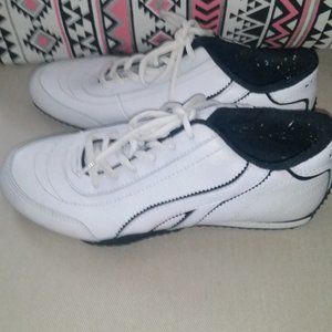 White Nevada sneakers